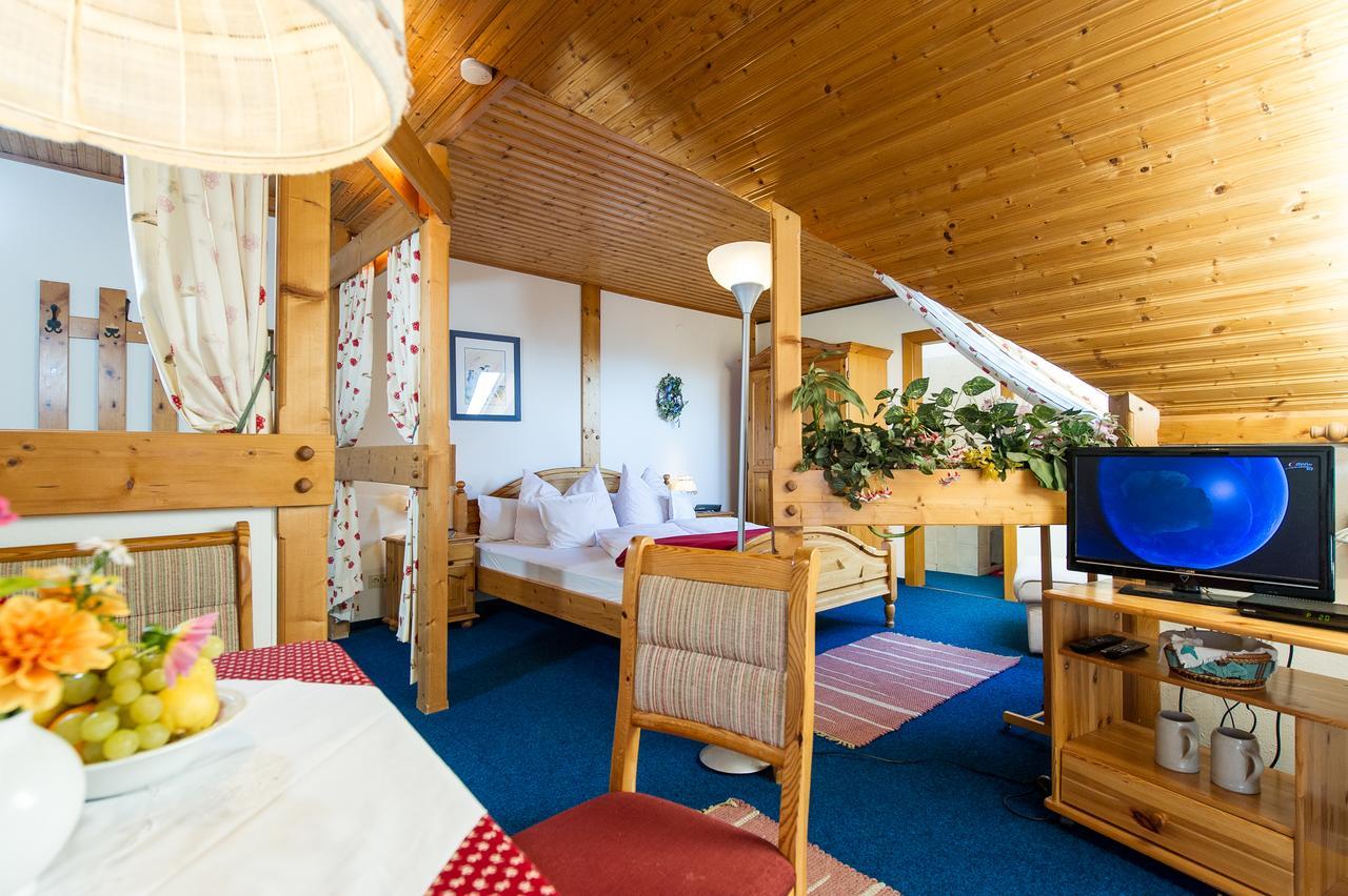 Ferienwohnungen Salmen Pörtschach am Wörthersee 외부 사진