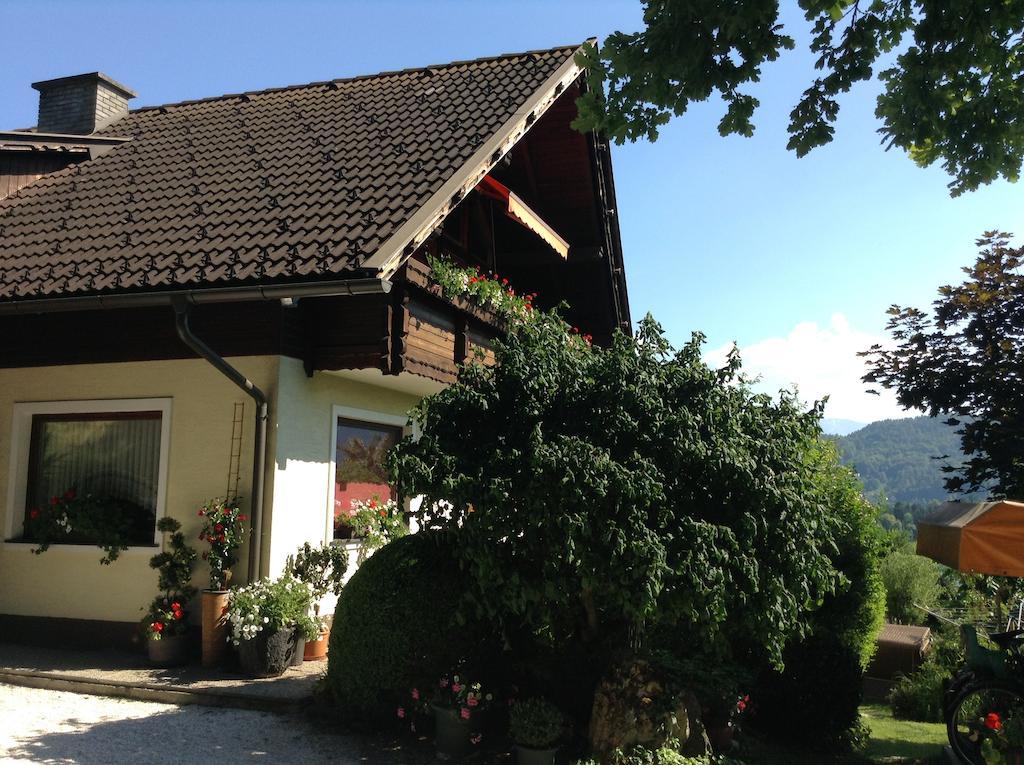 Ferienwohnungen Salmen Pörtschach am Wörthersee 외부 사진